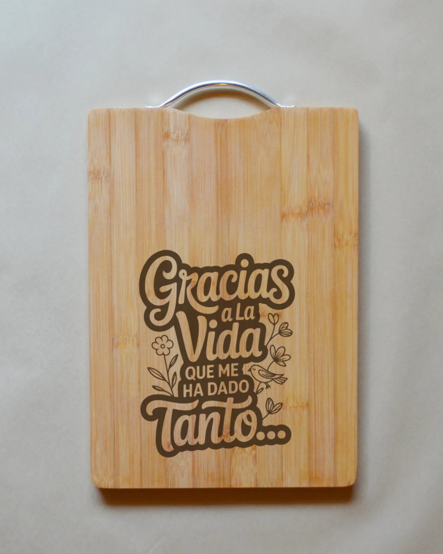 Tabla de madera con frases chilenas Bamboo